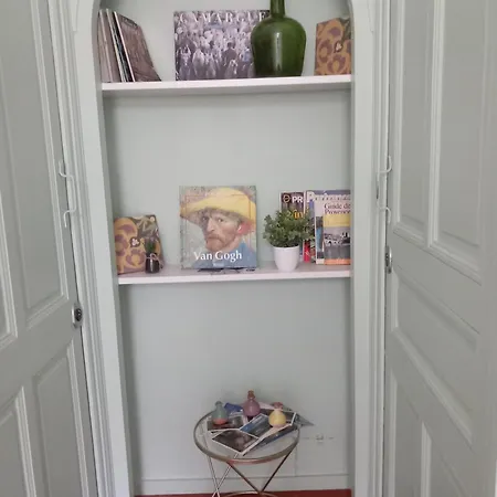 Les Garrigues Apartamento *